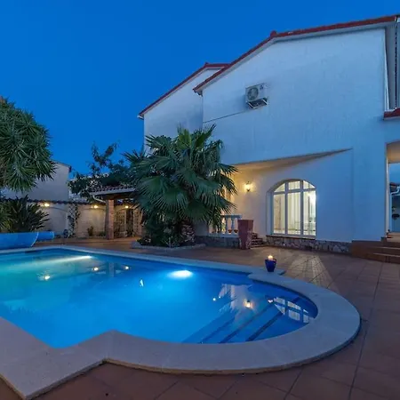 Sm21-Gran Casa De Vacaciones En La Playa, 4 Habitaciones, Climatizada, Piscina, Barbacoa Y Wifi Empuriabrava Exterior photo