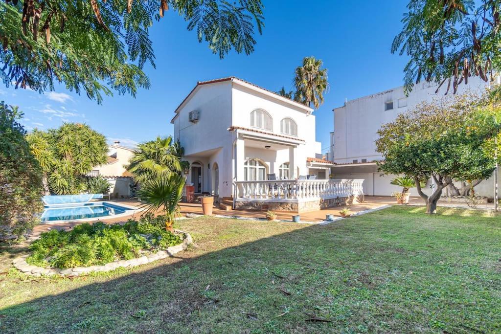 Sm21-gran En La Playa, 4 Habitaciones, Climatizada, Piscina, Barbacoa Y Wifi Willa